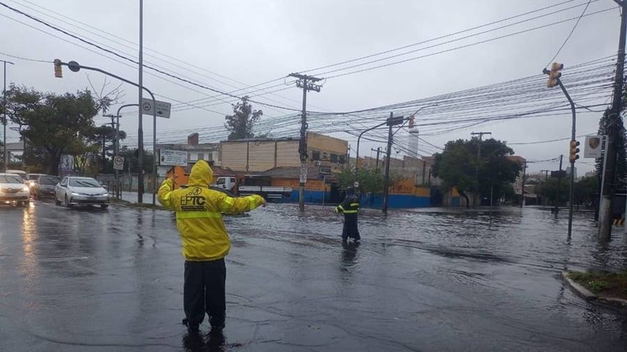 Semana terá 100 mm de chuvas no Sul, granizo no Sudeste e Centro-Oeste beirando os 40 ºC 1