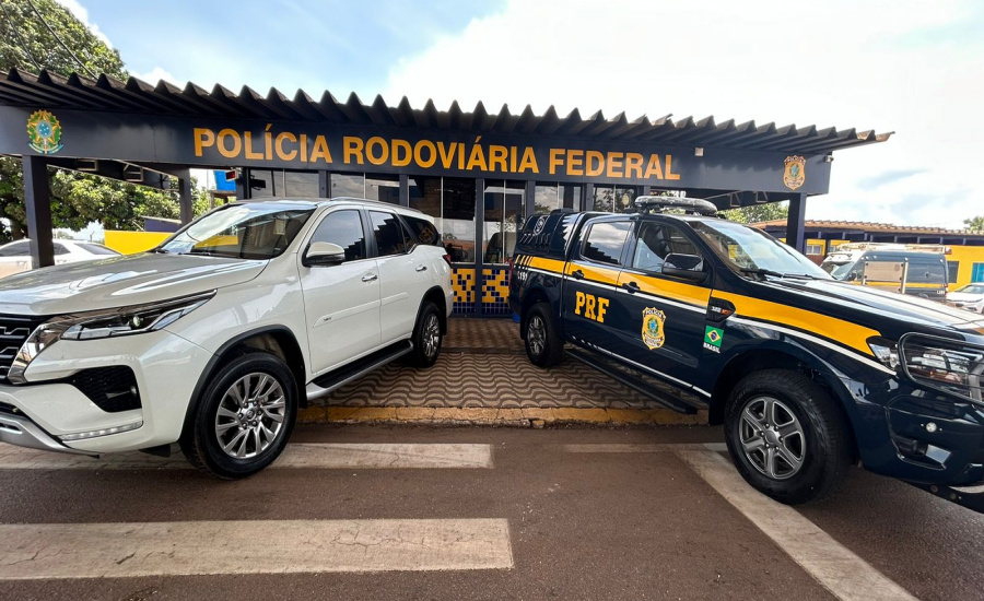 Polícia Rodoviária Federal recupera veículo furtado e apreende drogas em Rondonópolis 1