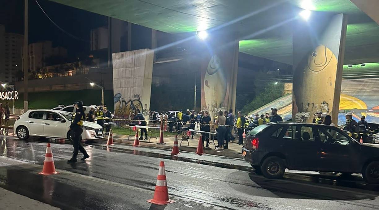 Treze motoristas são presos por embriaguez ao volante em operação na Avenida do CPA 1