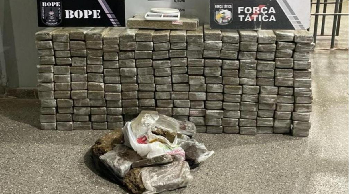 PM prende quatro suspeitos de tráfico e apreende 150 kg de maconha 1