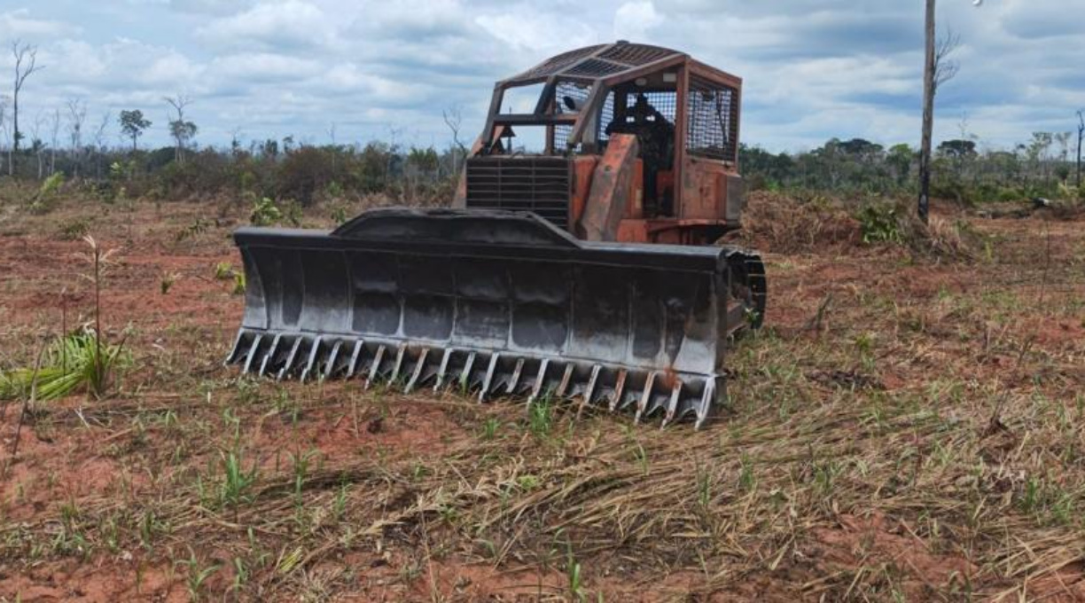 Sema e Dema apreendem máquinas, tratores e armas de fogo durante fiscalização ambiental 1