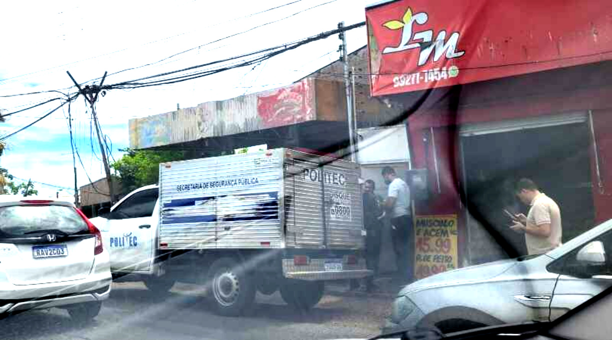 Corpo de açougueiro é encontrado dentro de comércio em estado de putrefação com marcas de facadas 1