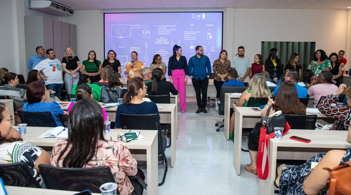 Semed realiza reunião com diretores e coordenadores 1