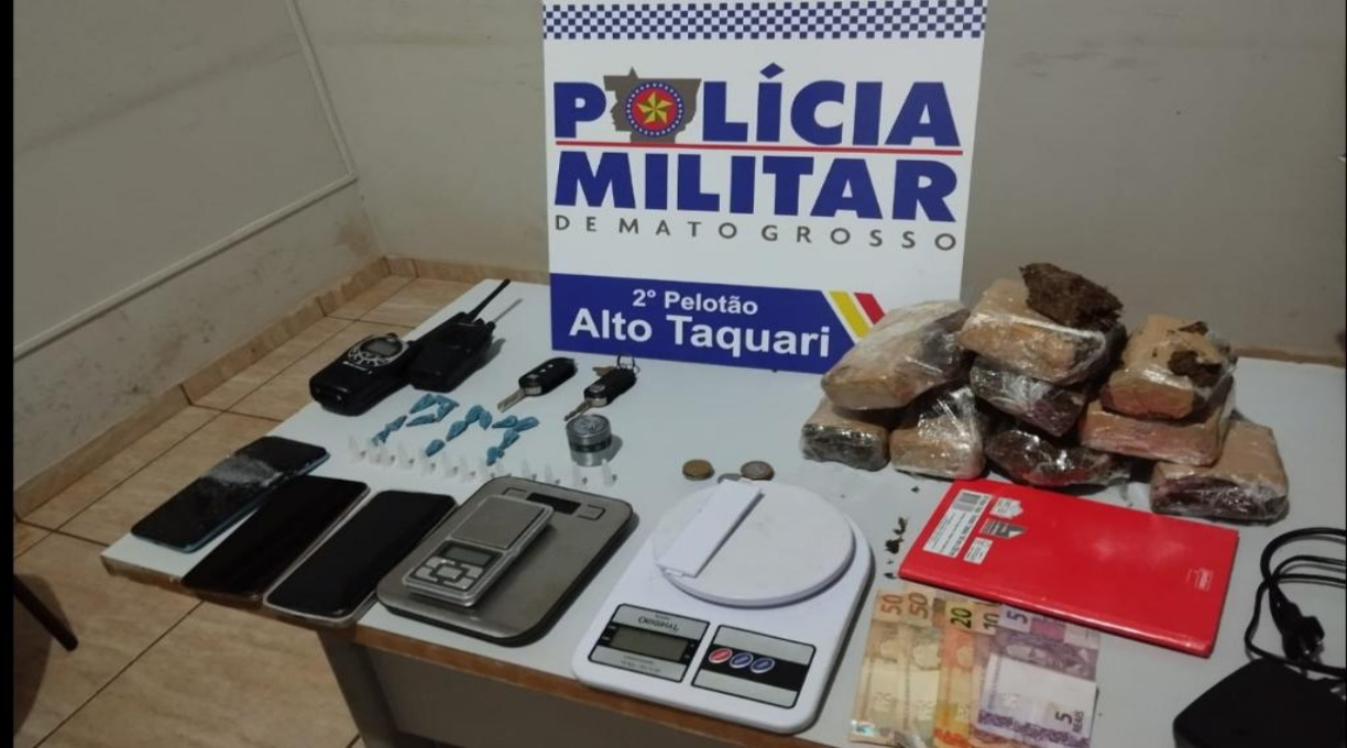 Trio é preso com três quilos de maconha, porções de cocaína e munições em Alto Taquari 1