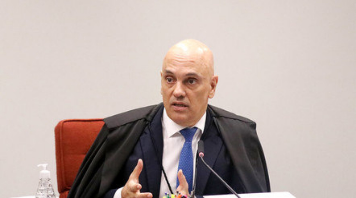 Moraes vota para permitir demissão de empregado público sem justa causa 1