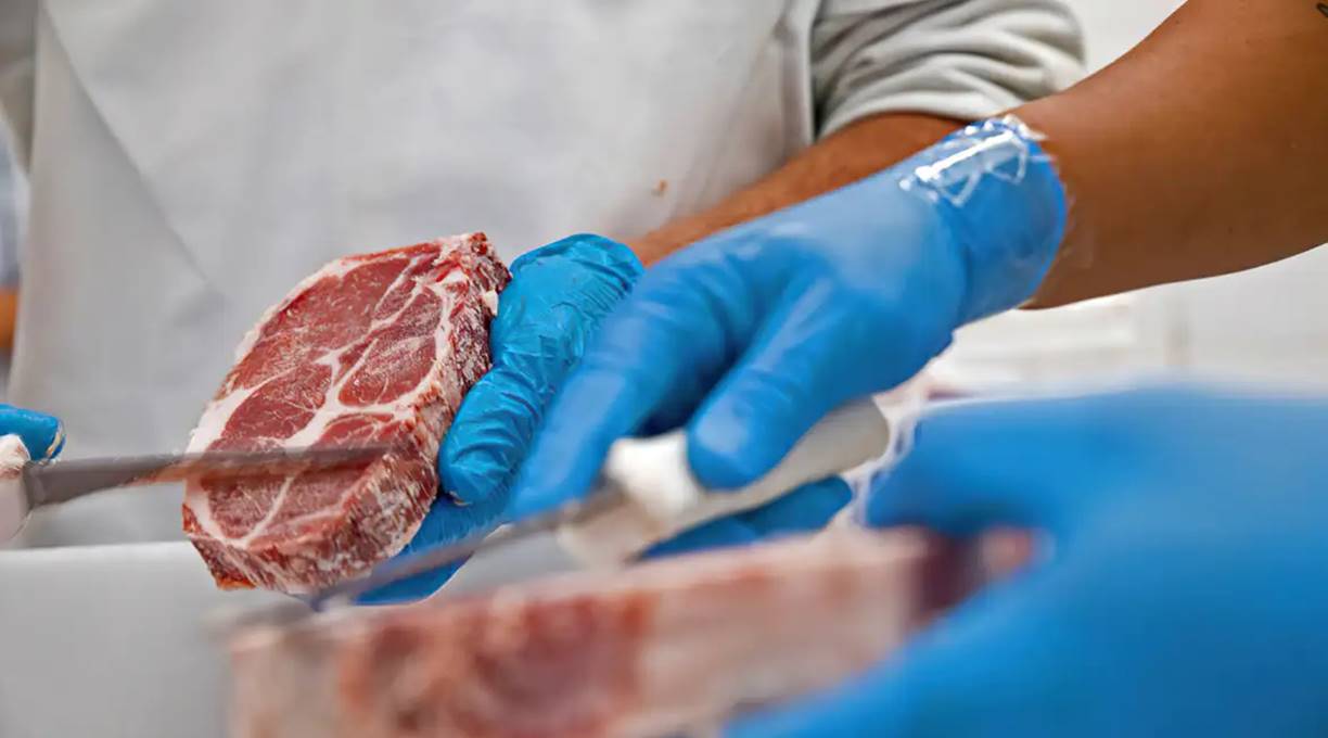 Mais 38 frigoríficos brasileiros já podem exportar carnes para a China 1