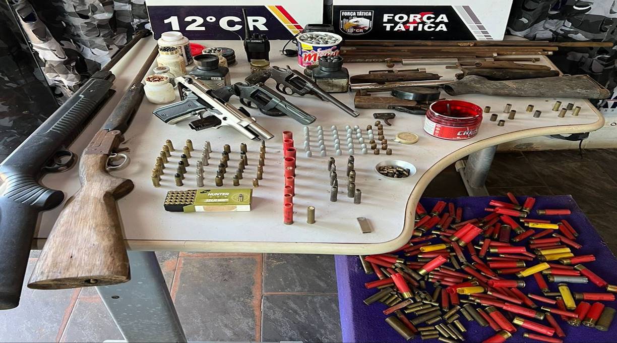 Força Tática intercepta troca de armas de facção criminosa e prende dupla em Pontes e Lacerda 1