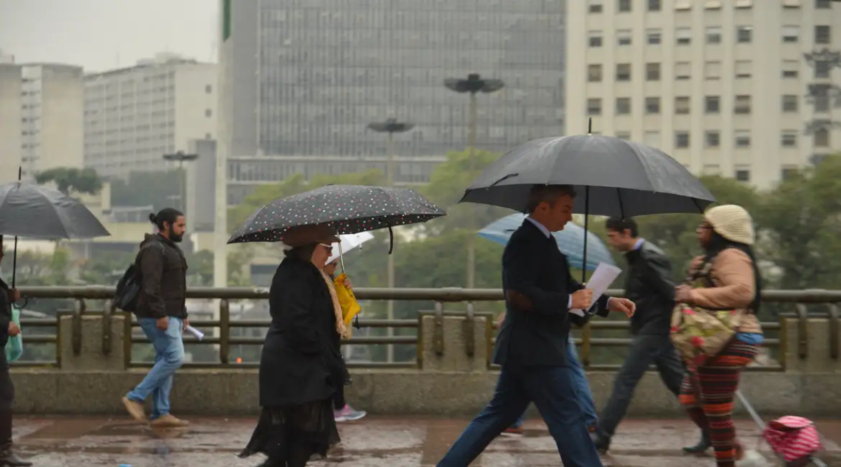 Fim do verão terá fortes chuvas em diversas regiões do país 1