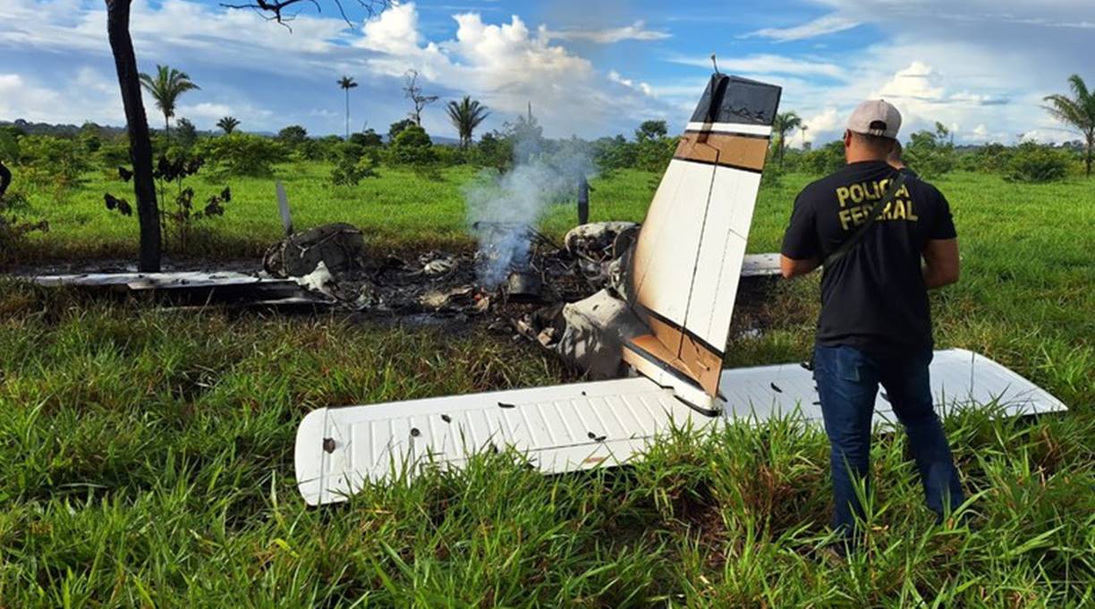 PF e FAB interceptam aeronave em Rondônia 1