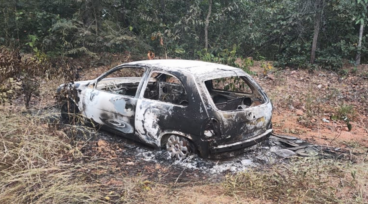 Desentendimento entre funcionários de fazenda resulta em morte e corpo carbonizado encontrado dentro de veículo. 1