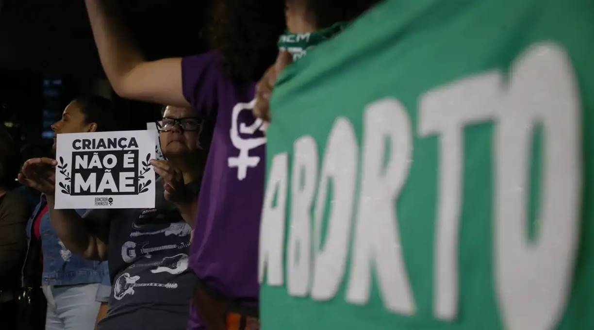 Saiba como é a legislação sobre aborto pelo mundo 1