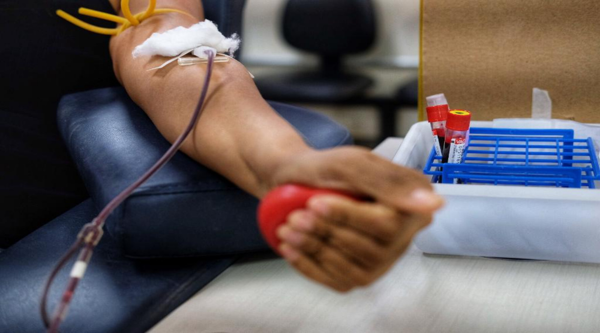 Voluntários podem doar sangue neste sábado (15) e se inscrever gratuitamente na Corrida pela Vida 1