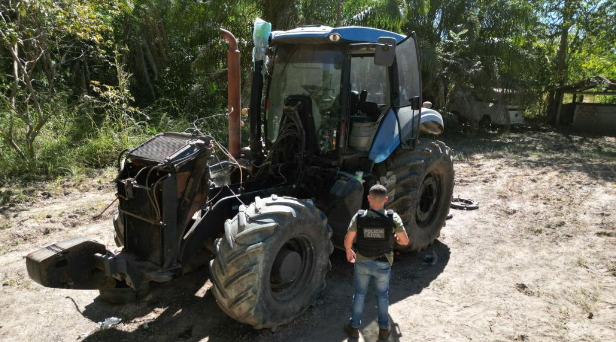 Polícia Civil prende estelionatários que comercializavam trator apreendido em Alto Boa Vista 1