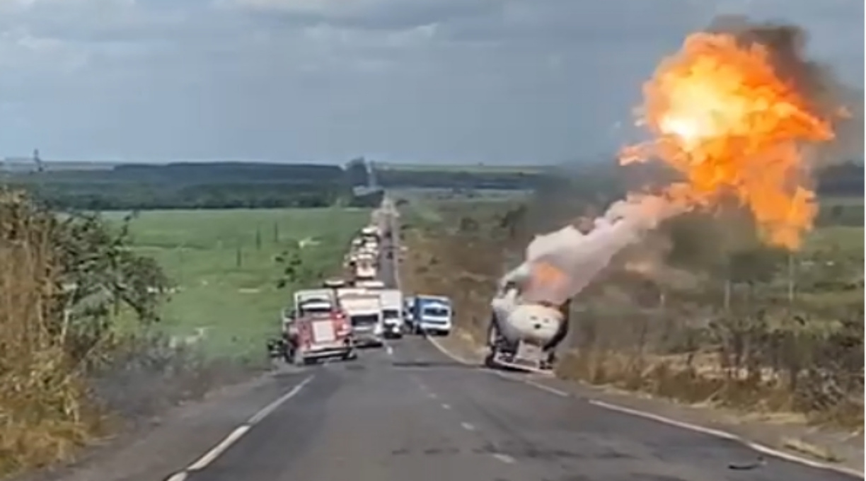 Caminhão carregado com gás de cozinha explode e deixa três jornalistas feridos no Pará, veja video 1