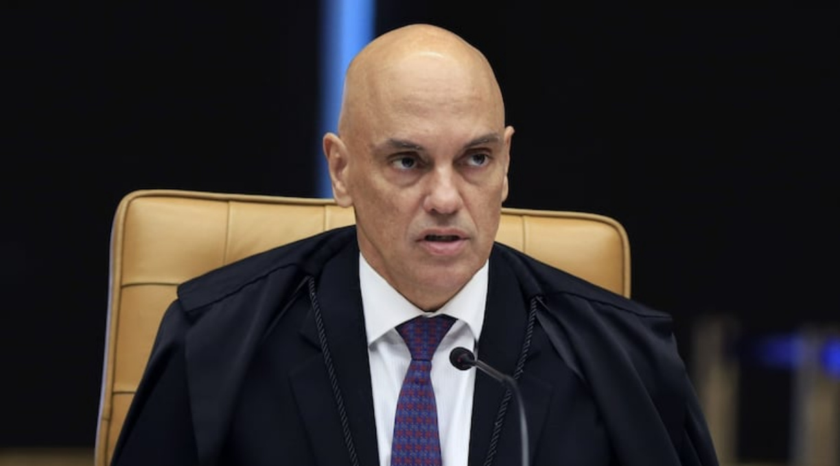 Oposição entrega a Pacheco pedido de impeachment do ministro Alexandre de Moraes 1