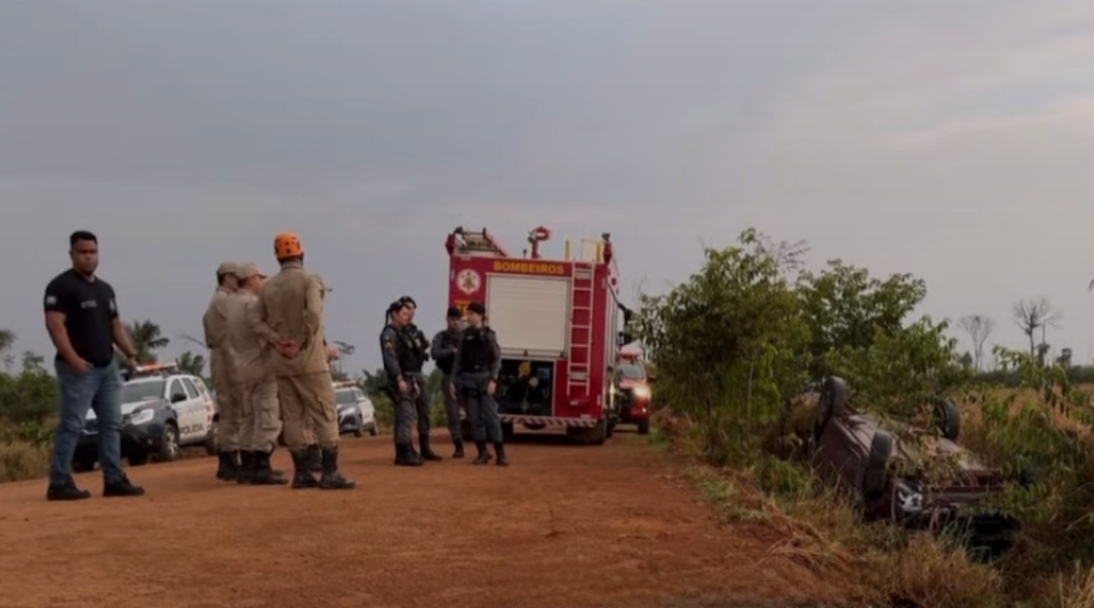 Uma pessoa morre e outra fica ferida após Fiat Uno capotar em estrada vicinal de Sinop 1