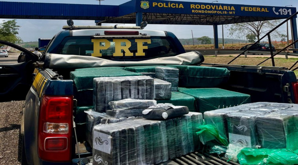 PRF apreende quase meia tonelada de pasta base de cocaína em Alto Garças 1