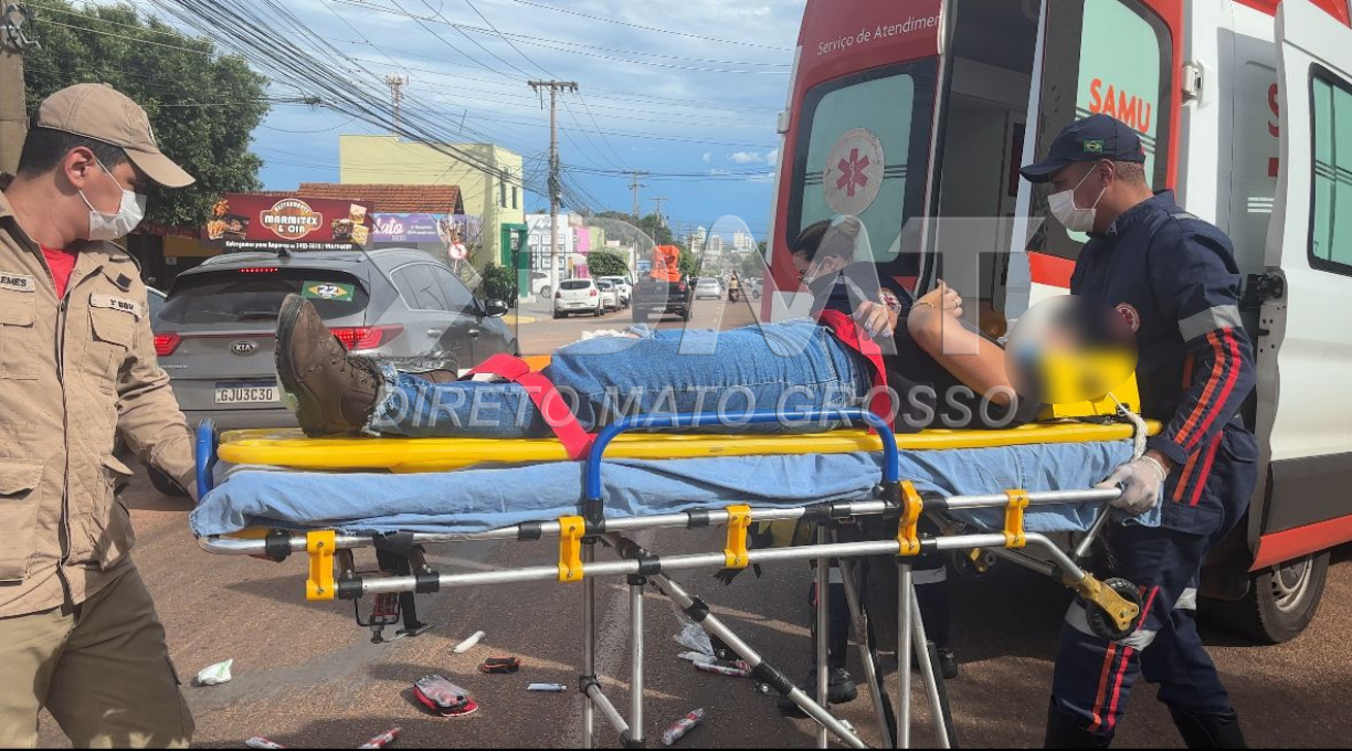 Jovem é encaminhada para o Hospital Regional após sofrer uma queda de moto em Rondonópolis 1