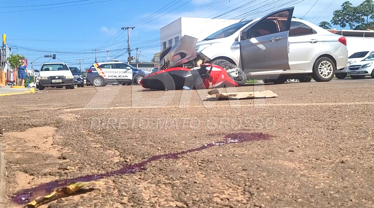 Mulher precisa ser intubada após colisão envolvendo carro e moto em Rondonópolis 1