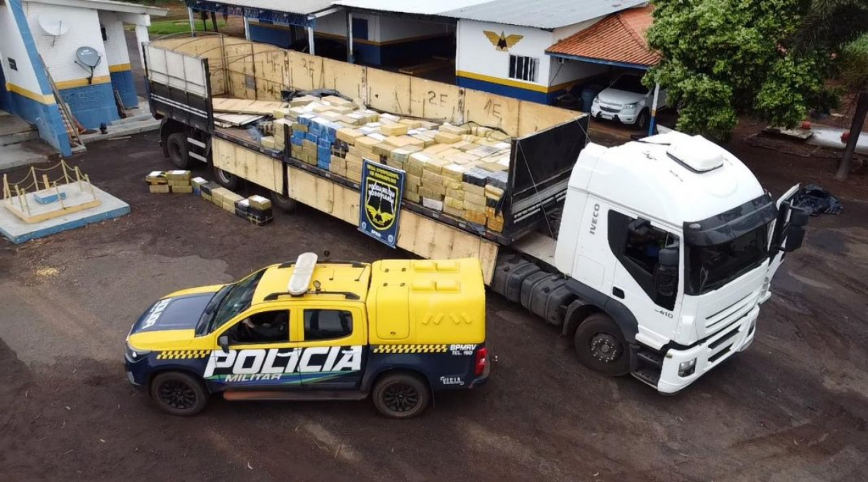 Polícia Militar Rodoviária apreende carga de 19 Toneladas de maconha na região de Amambai 1