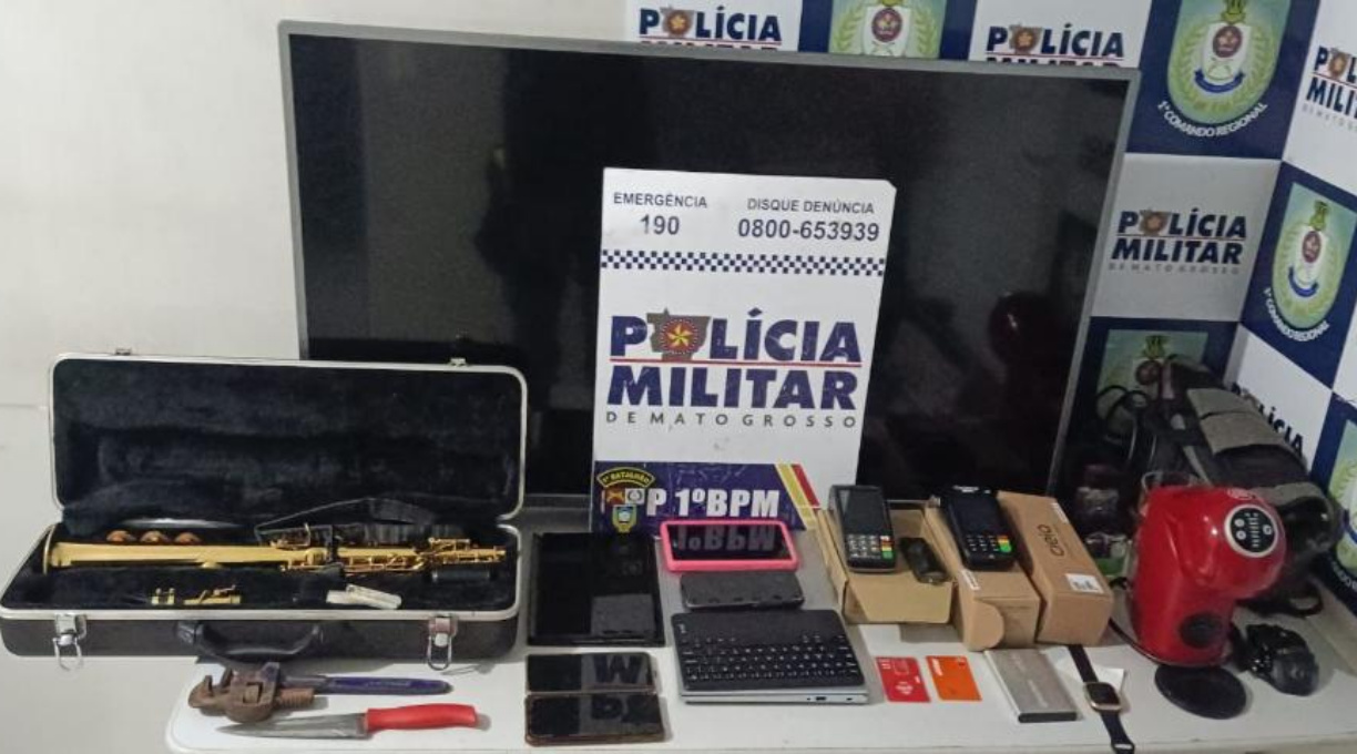 Polícia Militar prende casal e recupera veículo e produtos roubados de residência 1