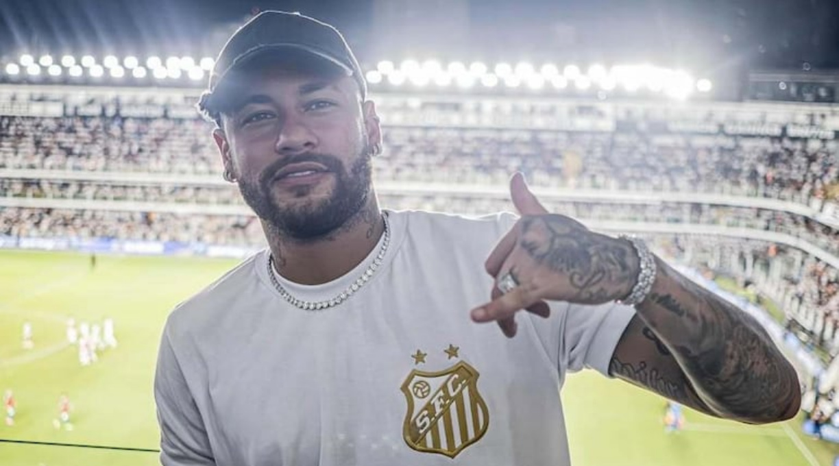 Neymar irá usar camisa 10 de Pelé no Santos e tem data e local para ser apresentado 1