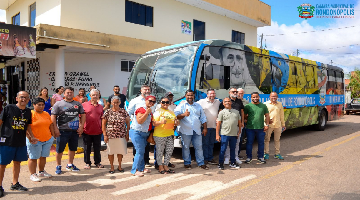 Comitiva de vereadores ouve moradores no Jardim Primavera 1