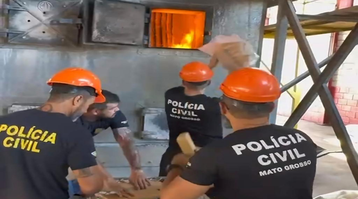 Polícia Civil incinera 3,5 toneladas de drogas apreendidas pelas forças de segurança 1