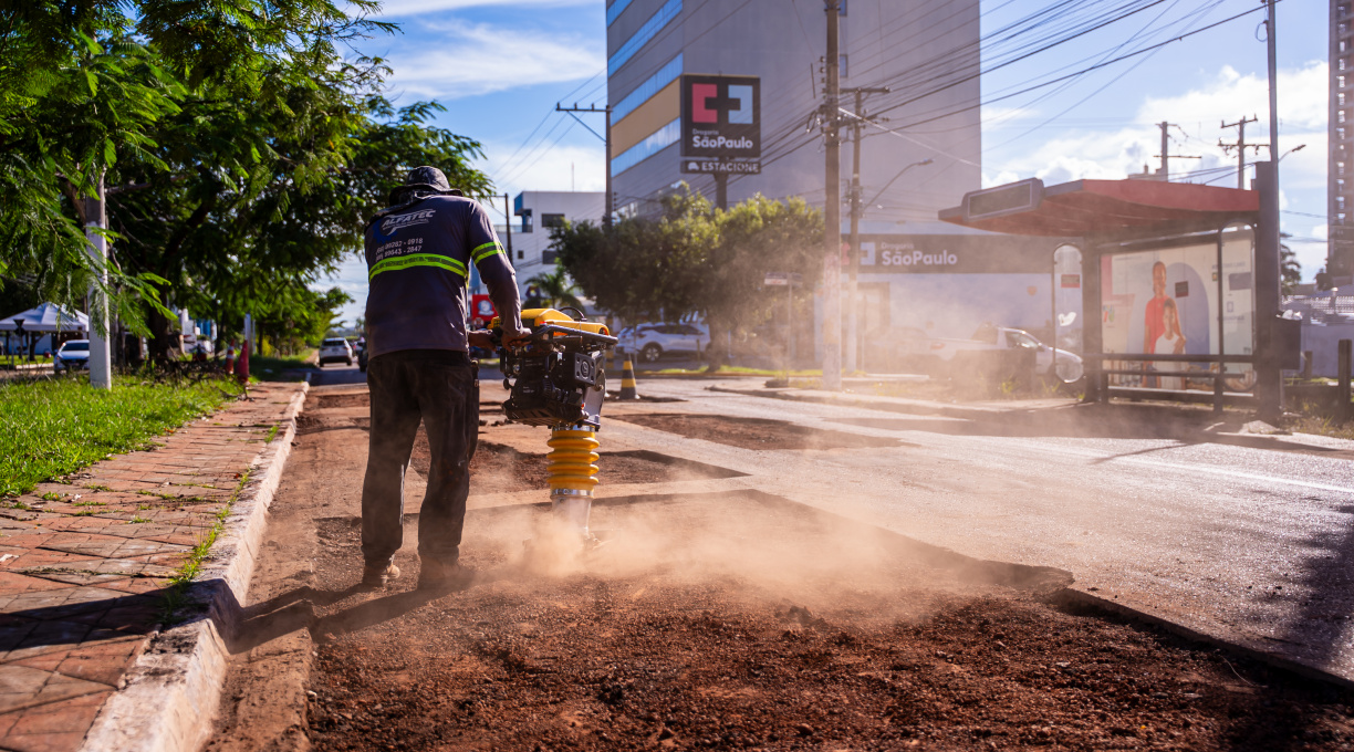 Tapa-buracos deve ganhar maior ritmo com chegada de máquina 1