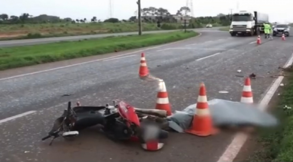 Colisão entre moto e caminhonete resulta na morte de homem na BR-163 em Nova Mutum 1